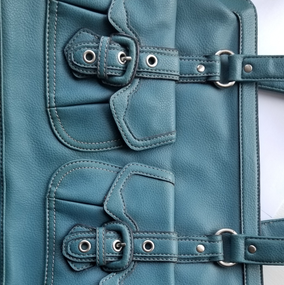 Ladies Handbag - Picture 2 of 5